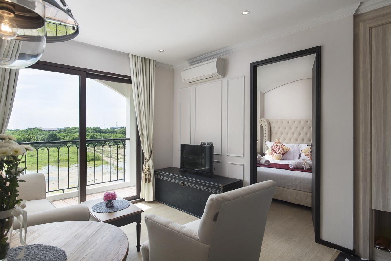 The Symphony Suites Pattaya Pantai Jomtien Bagian luar foto