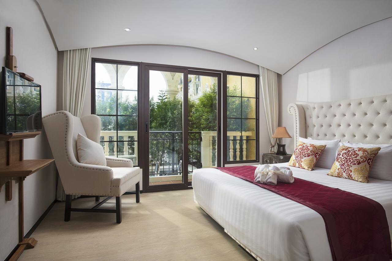 The Symphony Suites Pattaya Pantai Jomtien Bagian luar foto