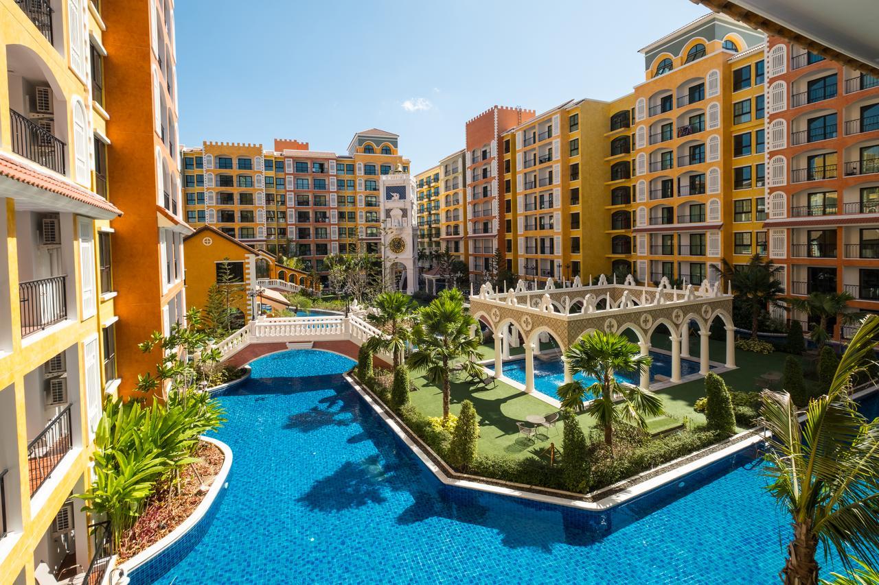 The Symphony Suites Pattaya Pantai Jomtien Bagian luar foto